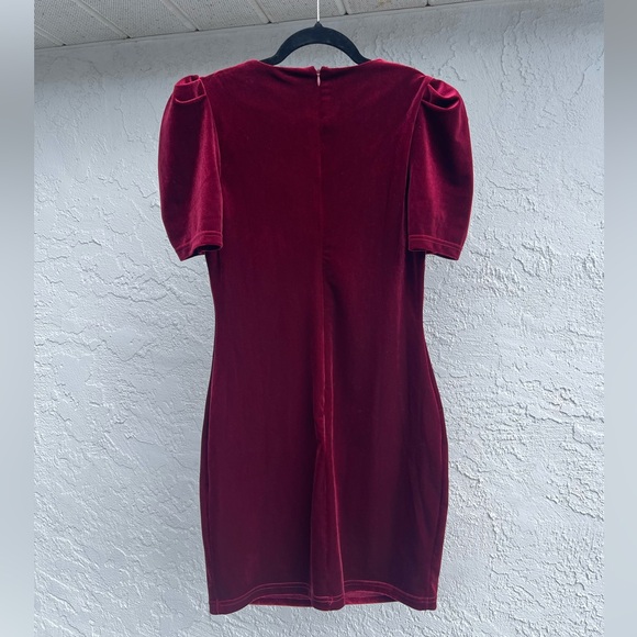 LuLus Velvet Make it Memorable Wine Red Puff Sleeve Bodycon Mini Dress Small - Picture 4 of 7